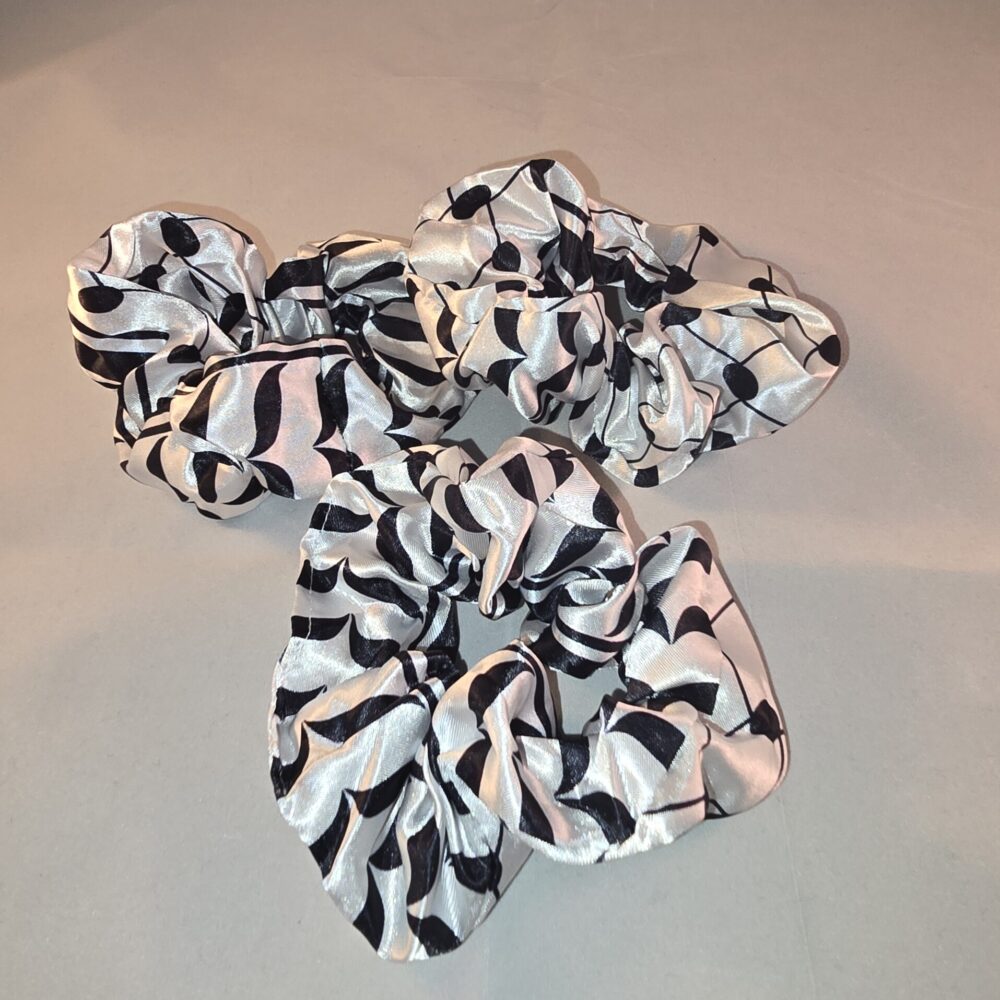 Satin Scrunchie - Keffiyeh pattern
