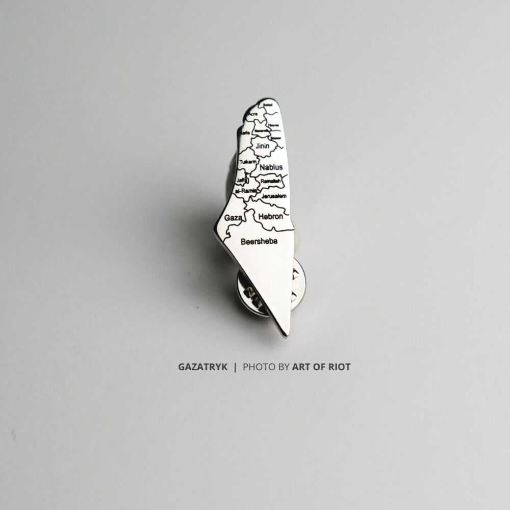 Brooch - Silver map with city names