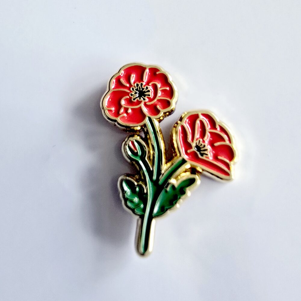 Brooch/pin - Red poppy flower model 2