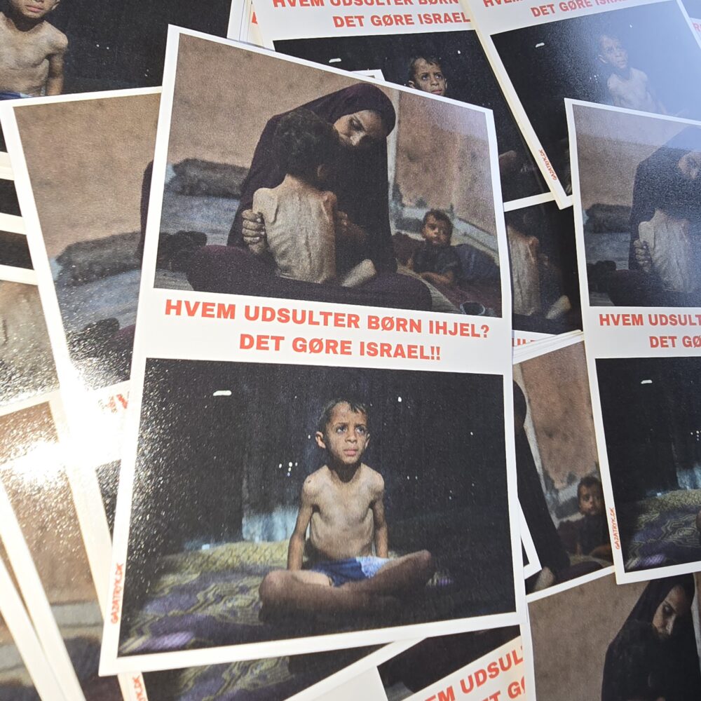 Street stickers - 50 pcs - Who starves children?